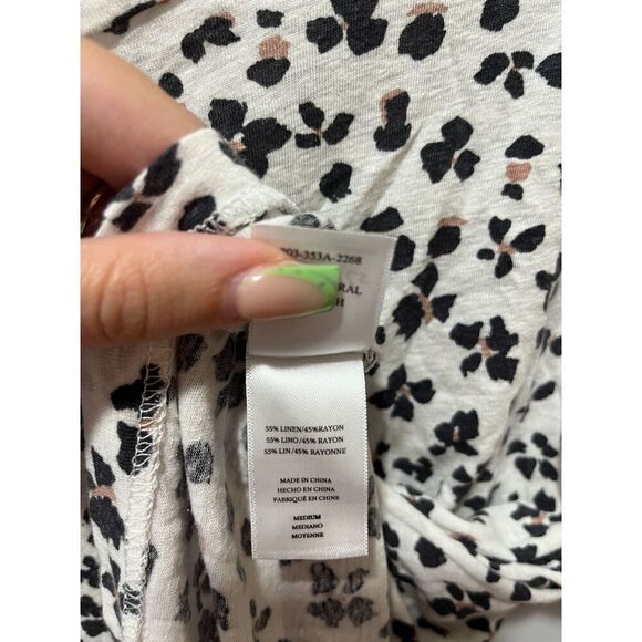 Rails Women's Short Sleeve Top Print Size Medium Linen Blend Lightweight - Picture 4 of 7